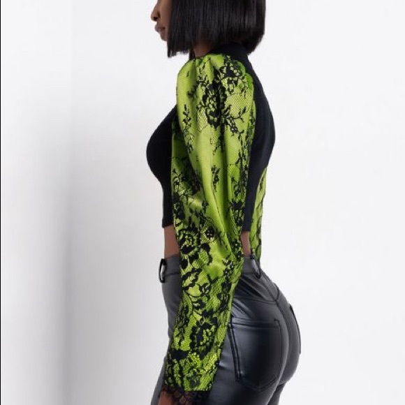 Akira puff sleeve lace mock neck top new - Picture 2 of 6